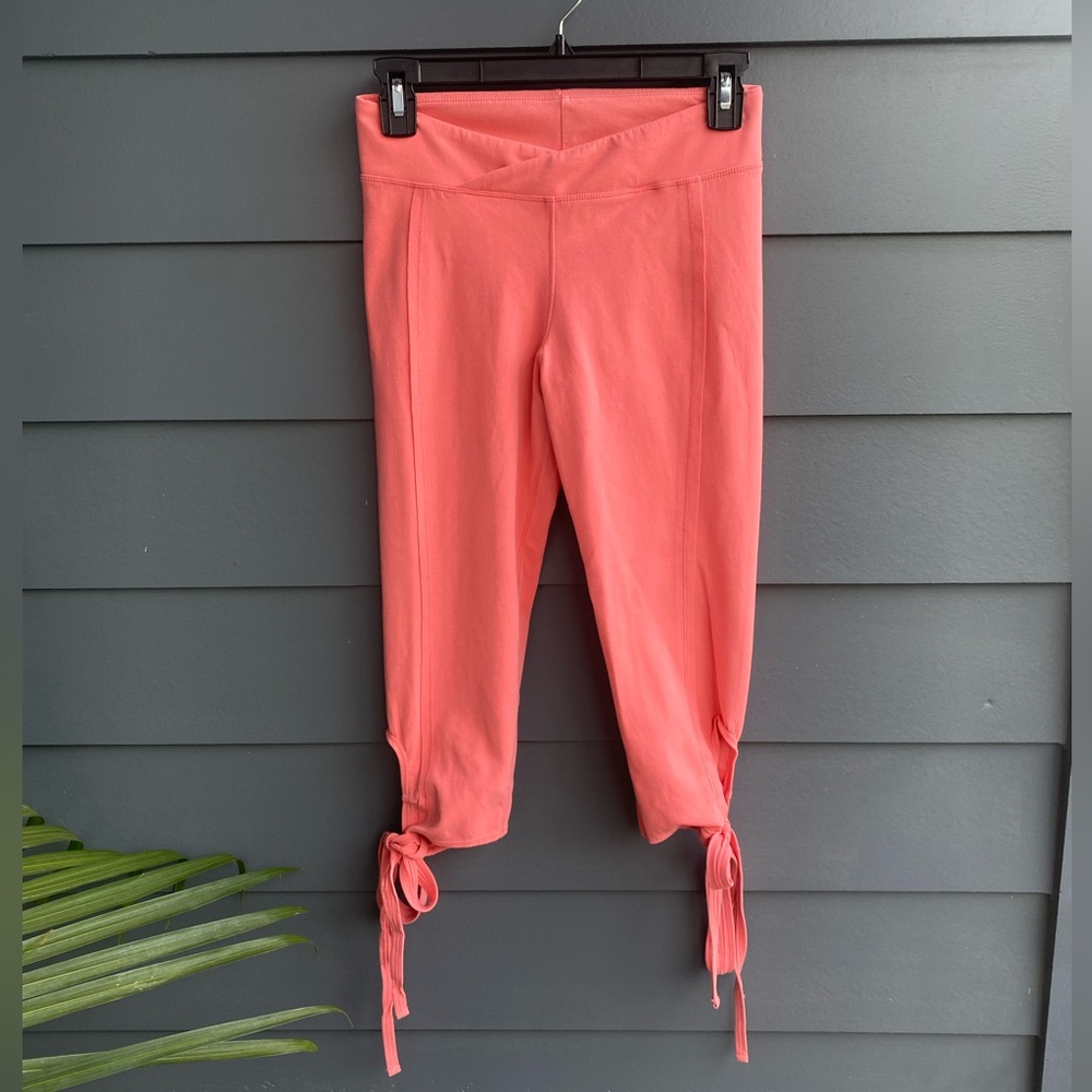 FP Movement Coral Tie Capri Leggings~Size Small